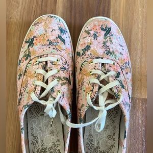 EXCELLENT condition 💓 Rifle Paper Co. Floral Keds Sneakers Pink